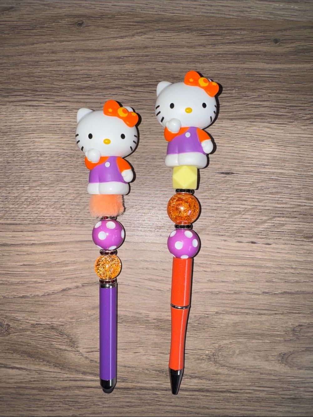 Hello Kitty Purple and Orange Beaded Topper Pens